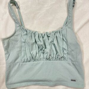 Holister Tank M